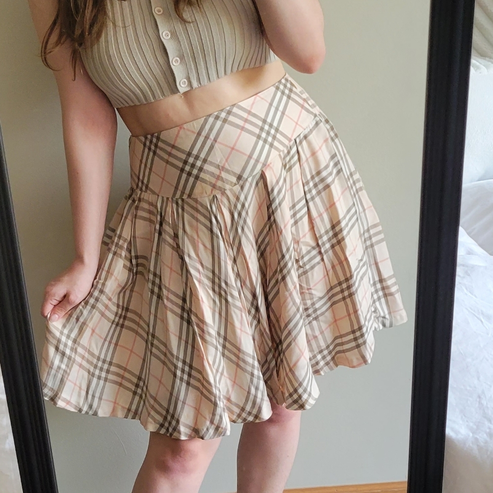 Burberry London blue label blush pink skirt